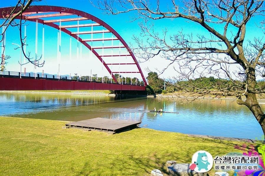 尚閤屋包棟民宿 Wujie Buitenkant foto